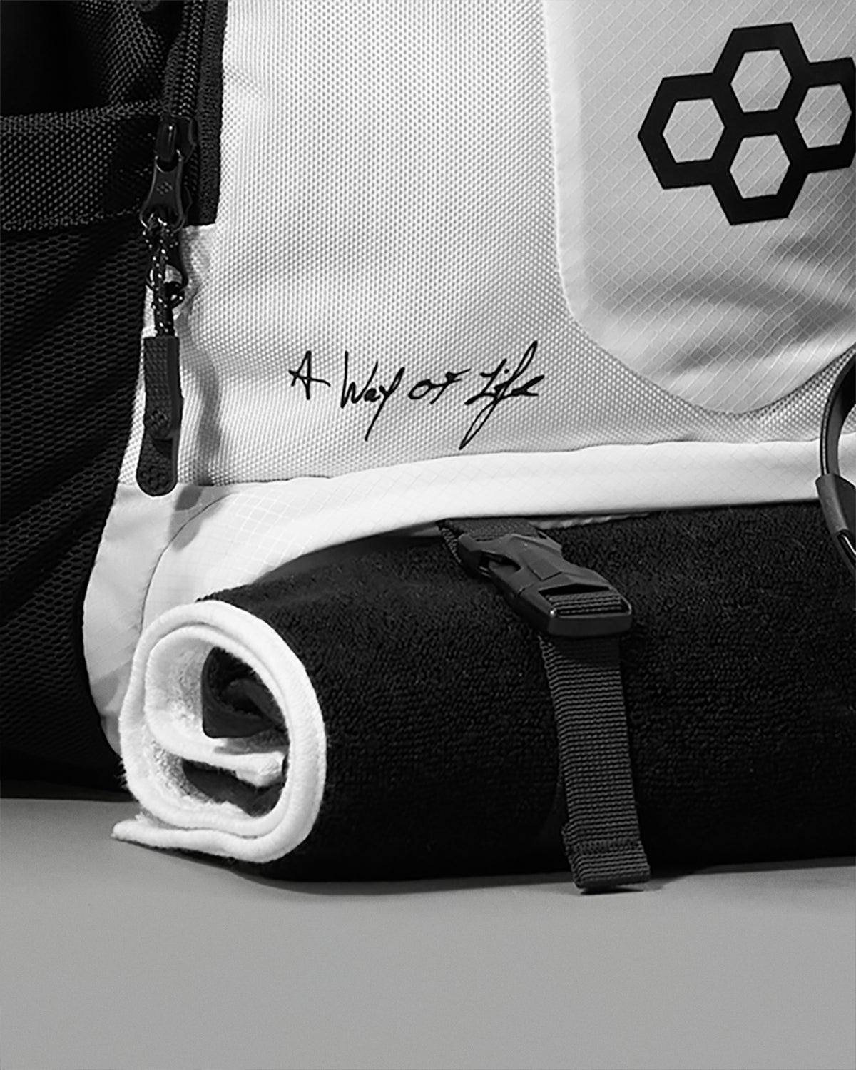 RUDIS Genesis Gearpack III - White