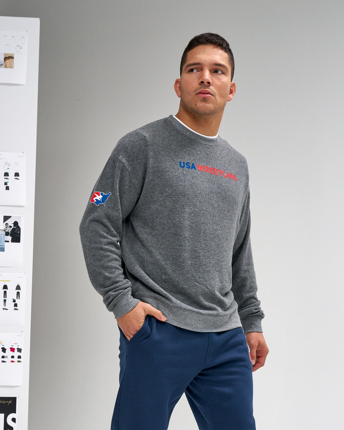 Pull ras du cou Hacci avec le logo de l'équipe de lutte américaine